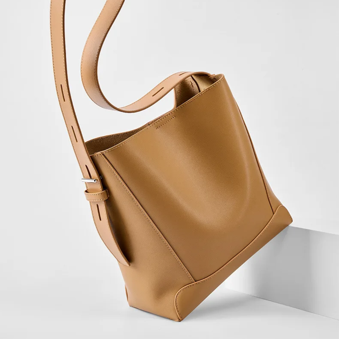 Medium Shoulder Bag - Beloria Amabel