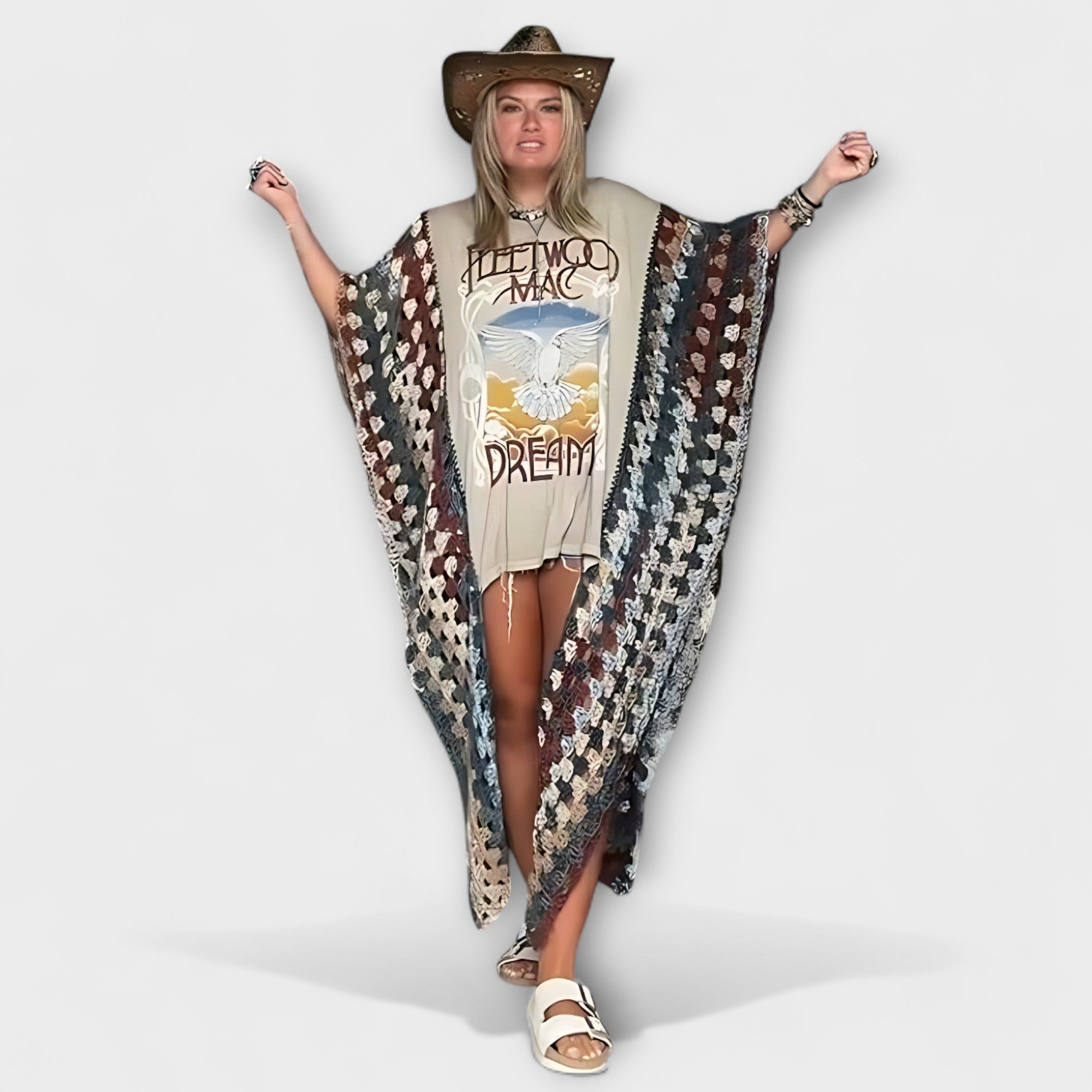 Molly - Cardina Crochet T-Shirt