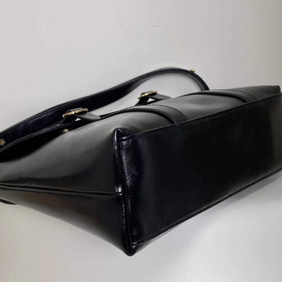 Medium Shoulder Bag - Beloria Greta